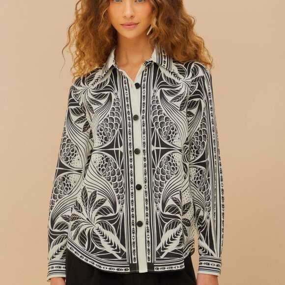 Off-White Monochrome Elegance Scarf Shirt - Picture 1 of 3